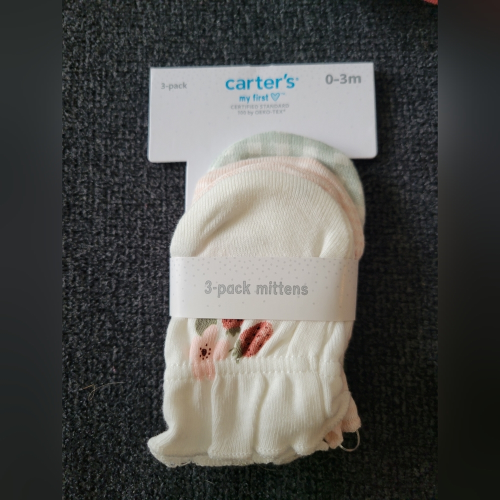 Baby Girl Accessory Bundle - Picture 2 of 4
